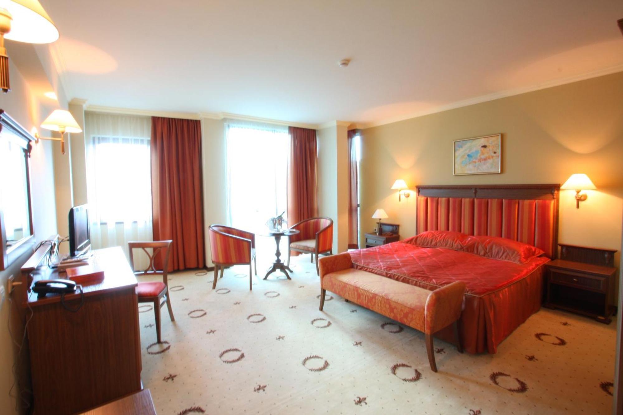 Efir Hotel Stara Zagora Bagian luar foto